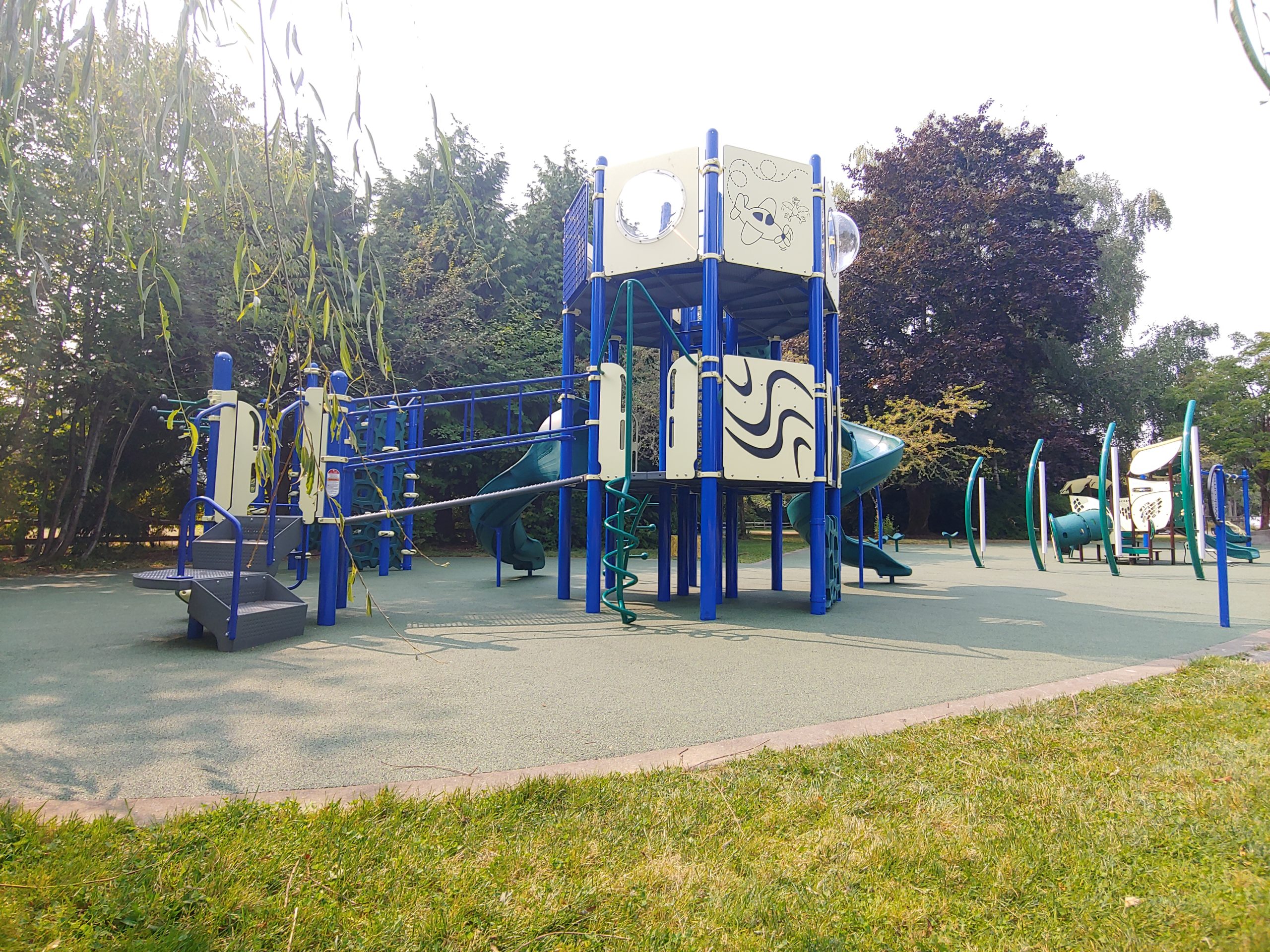 Friendly Grove Park Playground