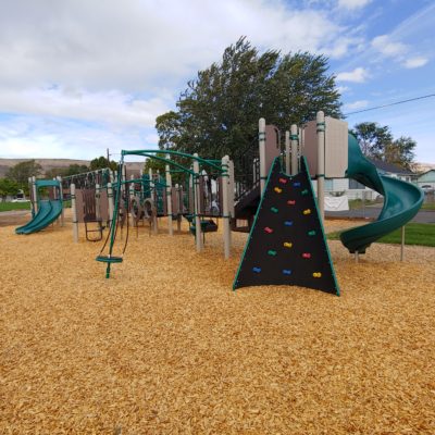 Barge-Lincoln Elementary School Playground